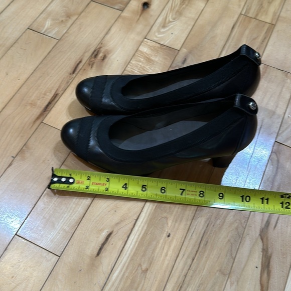 Stuart Weitzman Chunky Heels - Picture 8 of 9